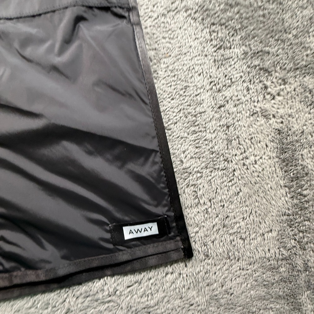 Away Travel Foldable Center Fold Garment Sleeve Black - Picture 8 of 8